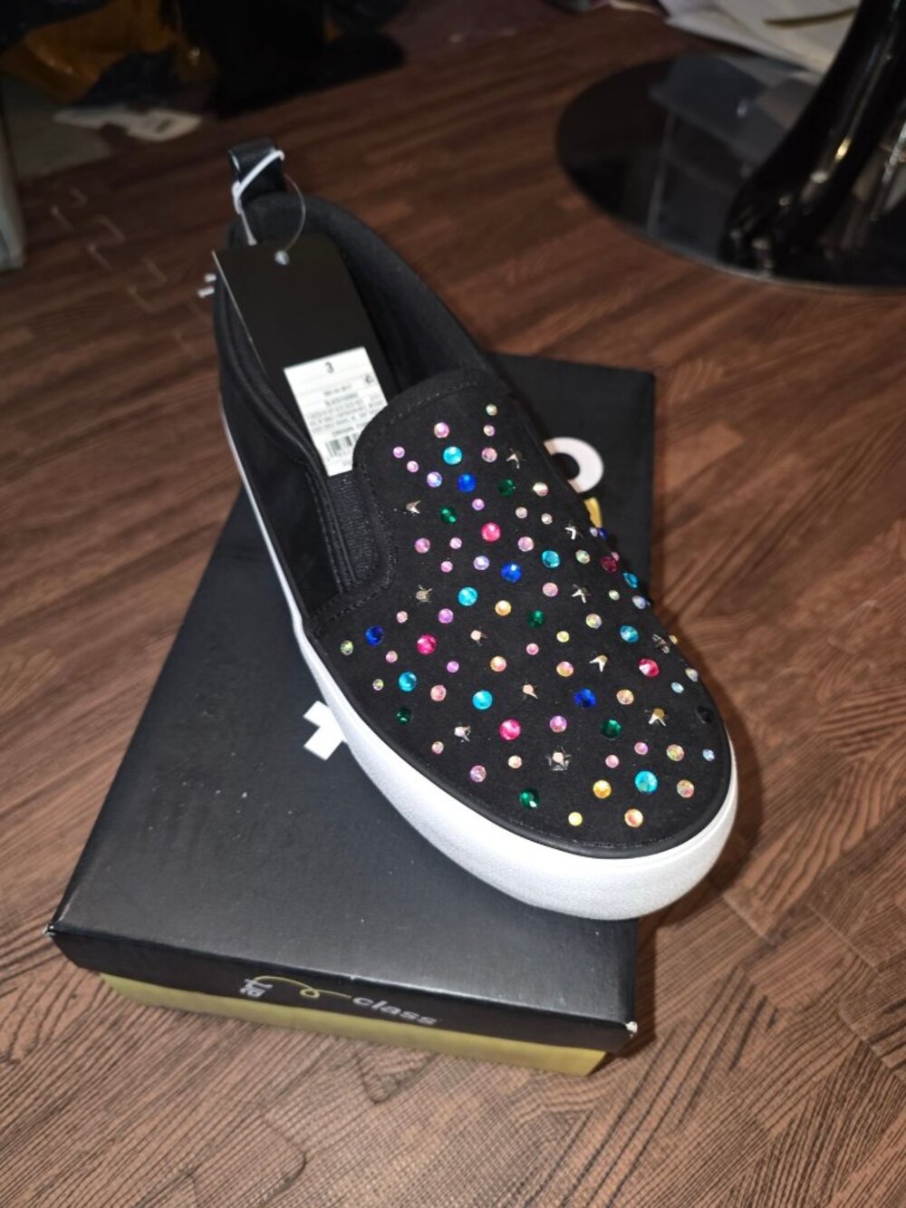 Hanna Black Slip-On Sneakers With Multicolor Rhinestones Art Class Size 3 White